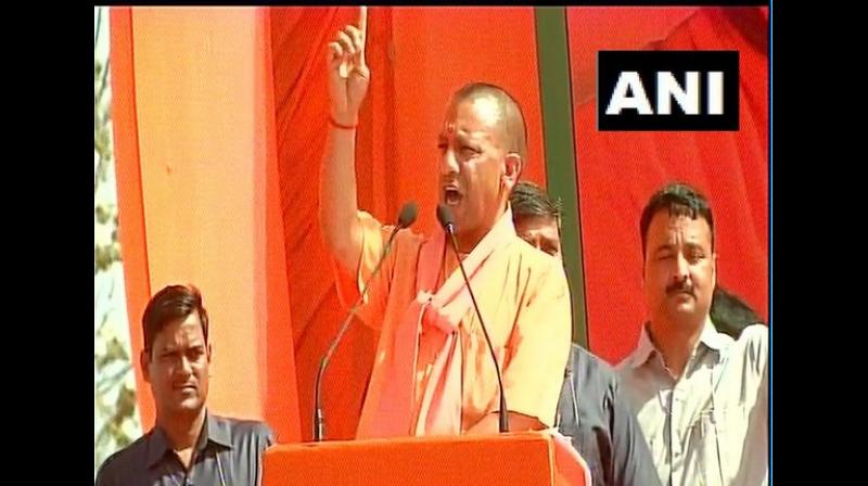 Adityanath rues Mulayam\s omission from SP star campaigners\ list, calls it irony