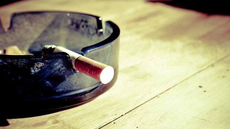Tobacco damages blood vessels, temporarily raises blood pressure, and lowers exercise tolerance either by smoking or chewing. (Photo: Pixabay)