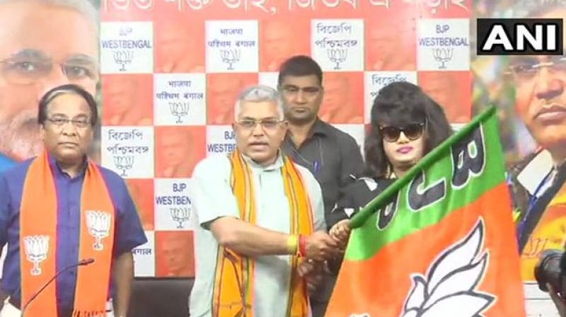 Bangladeshi actress joins BJP, remains silent when asked about citizenship