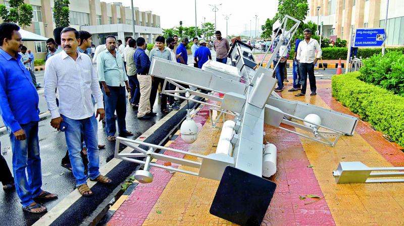 Vijayawada: Unexpected gust hits capital, mercury dips