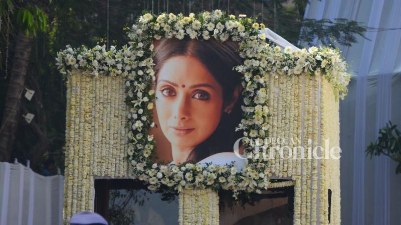 After family and well-wishers gave their last respects to veteran actress Sridevi, her body was taken to the crematorium for her last rites in Mumbai on Wednesday. (Photo: Viral Bhayani)