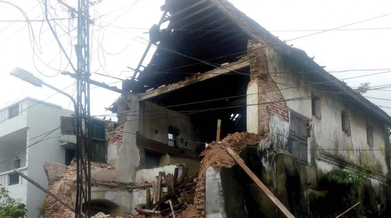 Kochi: â€˜Black synagogueâ€™ gets damaged due to rains