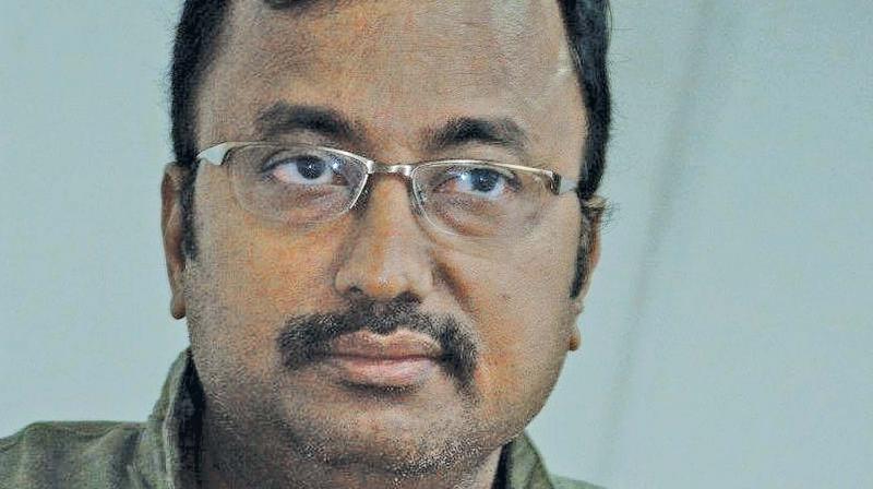 Cigar-smoking Radhikaa creates big buzz