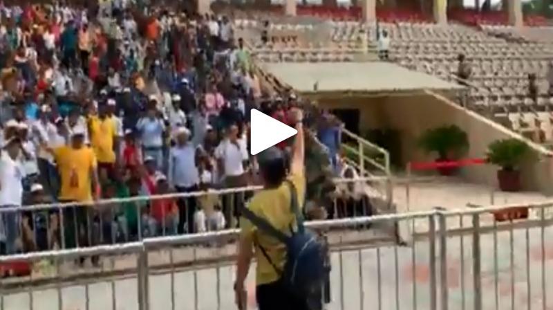 Video: Post ban, Mika Singh chants â€˜Bharat Mata Ki Jaiâ€™ at Indo-Pak border; watch