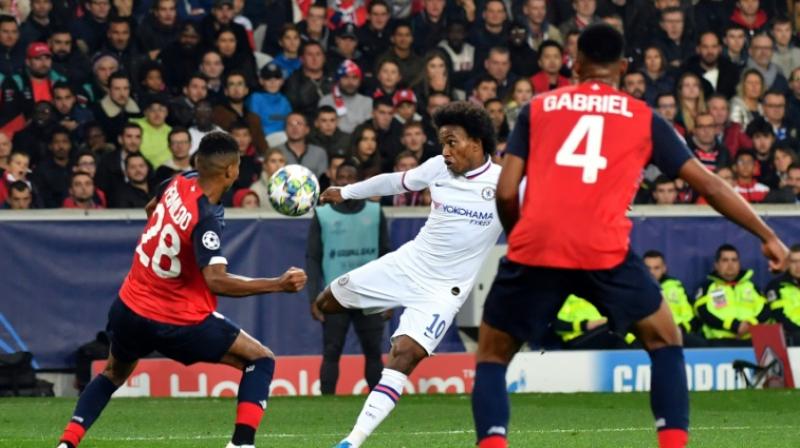 Brazilian Willian volleyed home with 12 minutes left on his 300th Chelsea appearance after Tammy Abrahams opener had been cancelled out by Lilles Victor Osimhen in the first half. (Photo:AFP)