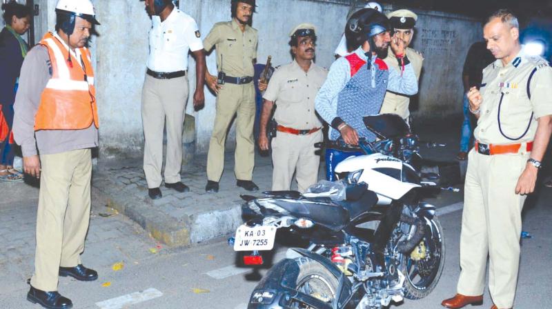 Top cop goes on Bengaluru: rounds, inspects bars