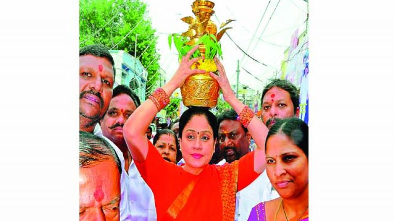 Hyderabad: Religious fervour, gaiety mark last Sunday of Bonalu festival