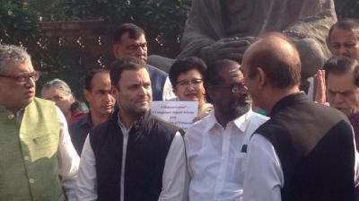 Opposition leader protest outside Parliament. 