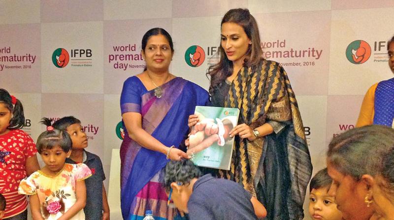 Aishwaryaa Dhanush releases a book on  neonatal care by neonatologist Dr Deepa Hariharan in the city on Thursday. (Photo: DC)