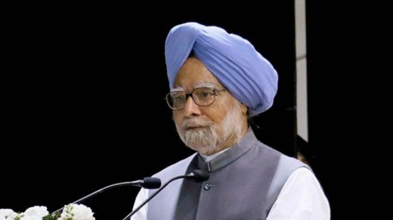 Former prime minister Manmohan Singh delivers lecture on 70th Anniversary of our Independence-Strengthening the Roots of our Democracy during the Ist Prof. S.B. Rangnekar Memorial Oration at Punjab University in Chandigarh on Wednesday. (Photo: PTI)