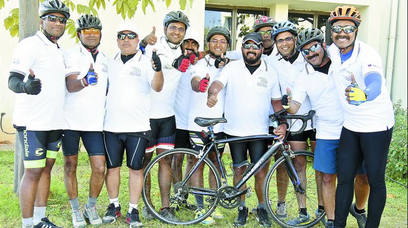 The team of cyclists who were a part of the UMEED 1,000 cyclathon
