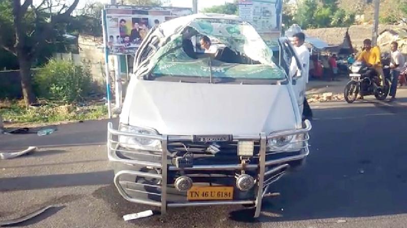 The accident led to the death of a 32-year-old labourer Arul of Acharapakkam. Two others, Lakshmi (26) and the man travelling in the car were injured in the accident. The incident took place at around 6. 45 am.