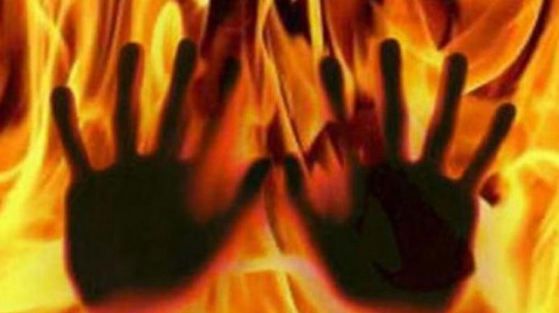 T\gana student sets herself ablaze, jumps off from first floor after failing in exam
