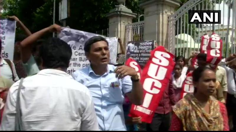 SUCI in Kolkata protests over deaths of children in Muzaffarpur
