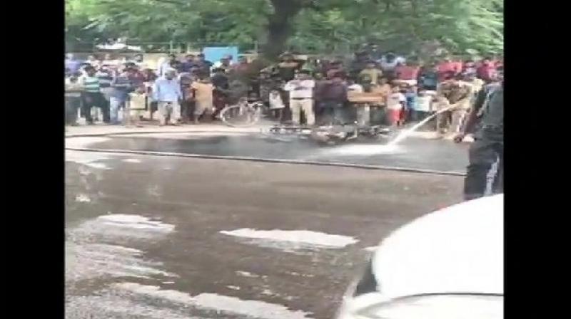 Delhi man sets motorbike on fire as cop issues challan for drunk driving
