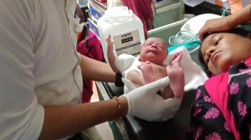 Commuter gives birth baby on board local train near Mumbai