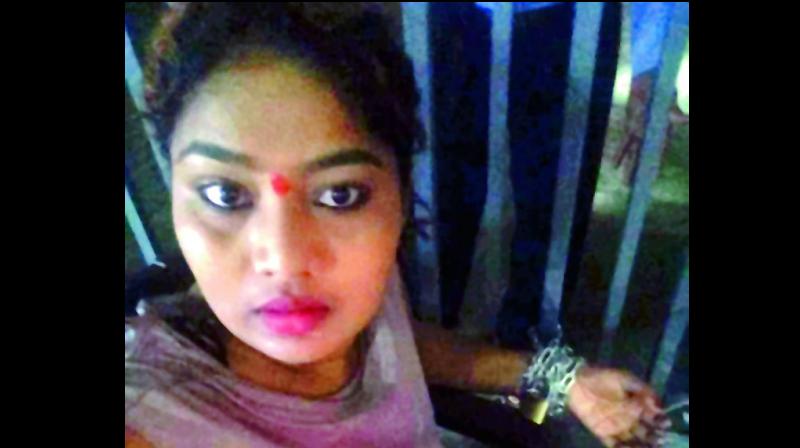 Actor accuses Bunny Vasu of cheating her!