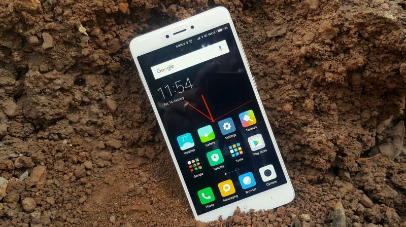 The Redmi Note 4 sports a Snapdragon 625 chipset with up to 4GB RAM, and up to 64GB storage, and powered by a 4100mAh battery.