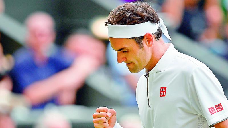 Roger Federer locks Kei Nishikori