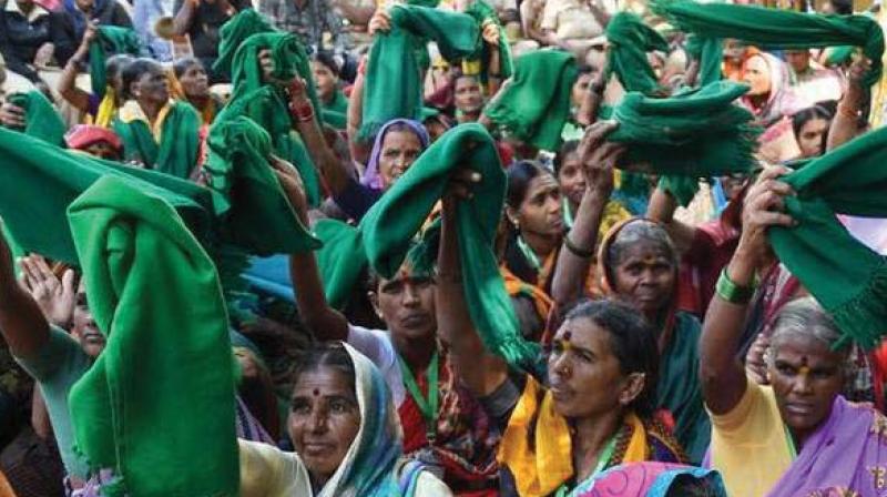 Hubballi: Mahadayi farmers plan Soudha siege