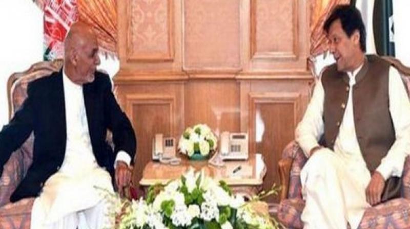 Pak PM, Afghan President hold meeting, discuss peace process
