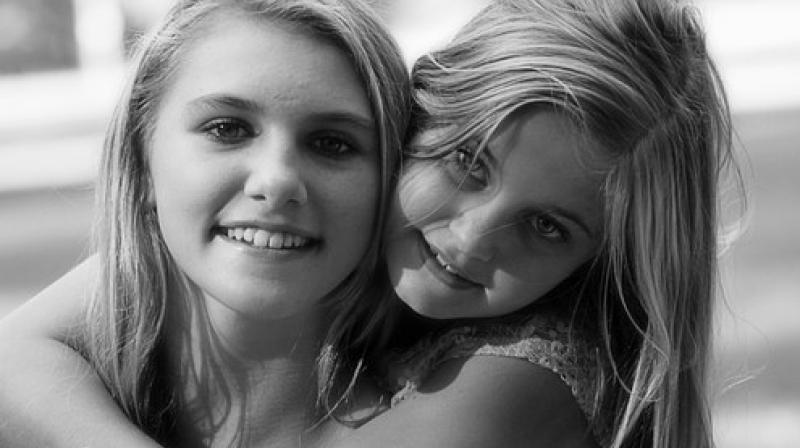 The finding indicated that the people who grew up with sisters seemed more content. (Photo: Pixabay)