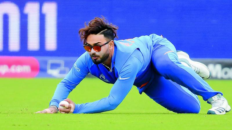 Rishabh Pant needs to improve his fielding: R. Sridhar