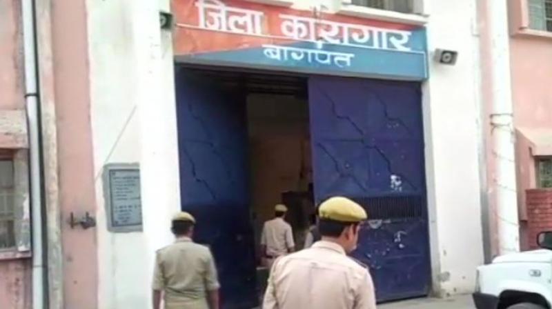 Sources say an inmate, lodged in the same prison, fired at gangster Munna Bajrangi inside the jail at about 6.30 am, killing him instantly. (Photo: ANI)