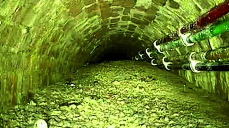 105-tonne â€˜Concretebergâ€™ found in UK sewer
