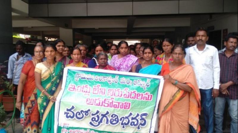 Telangana: Protesters detained in Hyderabad, demand flats promised by CM