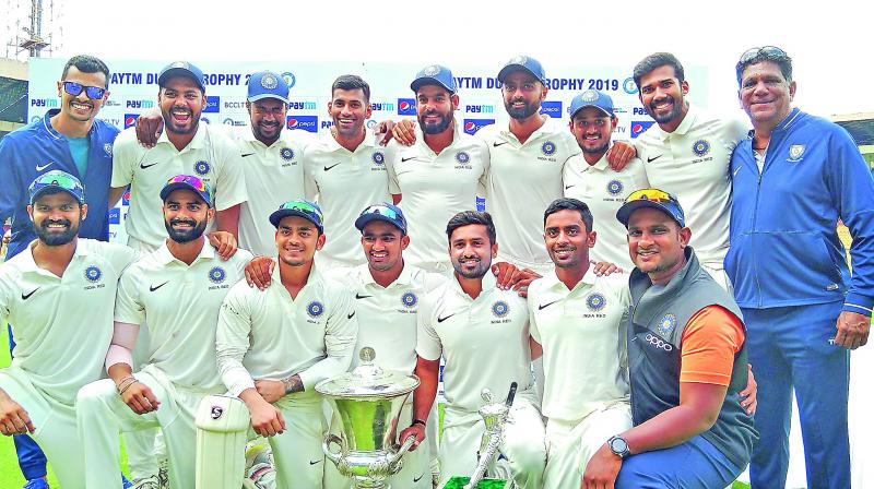 Akshay Wakhare takes five wickets as India Red bag Duleep Trophy