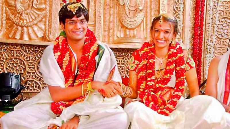 Former HC judge Justice Nooty Rama Mohan Raos son, Vasista Rao, along with his wife, N. Sindhu Sharma, during their wedding.