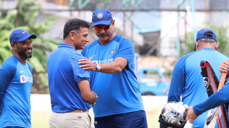 Rahul Dravid joins Team India, Ravi Shastri ahead of 3rd T20I against South Africa