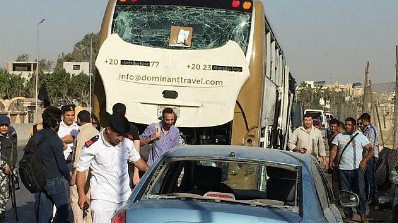 17 dead, 32 injured in car explosion in Cairo