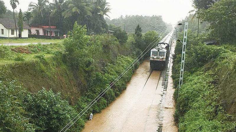 1,886 people shifted to relief centres in Uttara Kannada