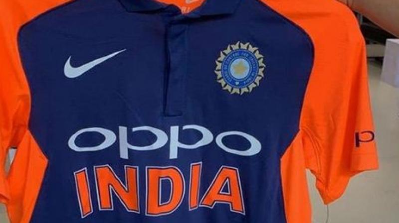 SP MLA Abu Azmi opposes \saffronisation\ of Team India\s World Cup jersey