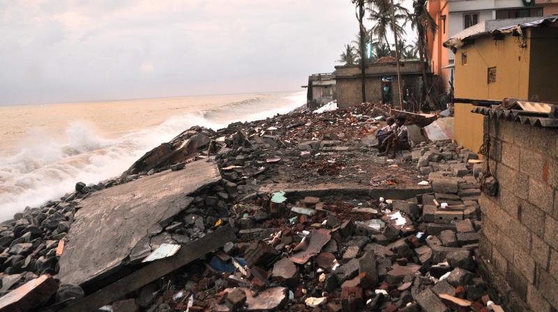 Rough sea alert in Kerala