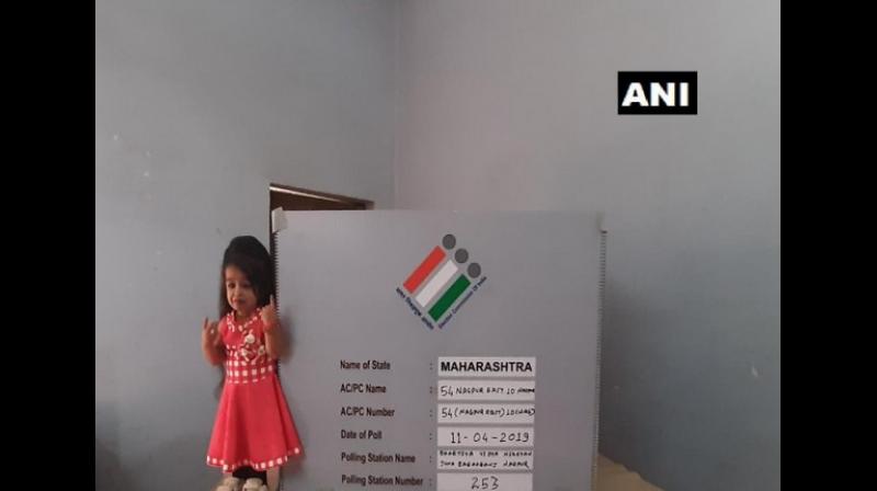 World\s tiniest woman casts her vote in Nagpur