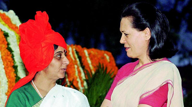 Feel Sushma Swaraj\s loss greatly, says Sonia Gandhi