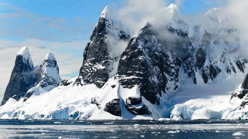 Extinction of World Heritage glacial predicted by 2100