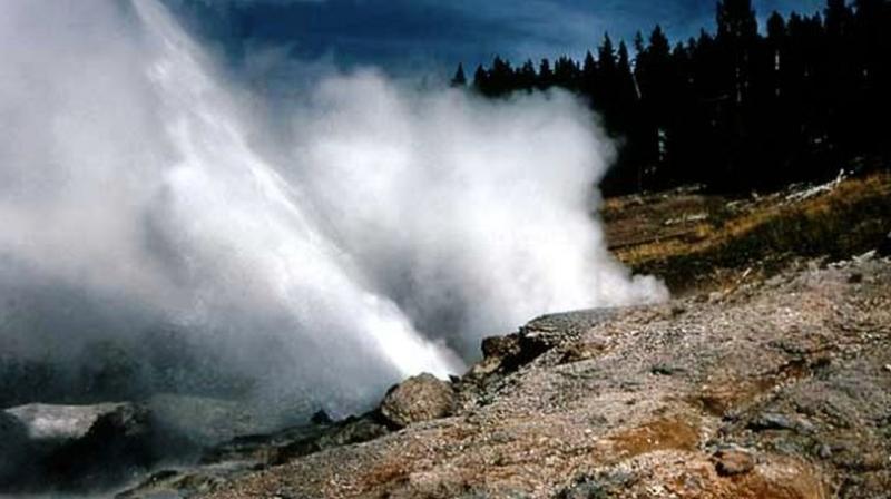 Geyser hot water roars back to life in Yellowstone National Park