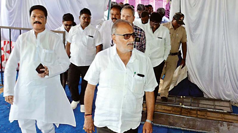 On Grama tour, reality bites for CM HD Kumaraswamy