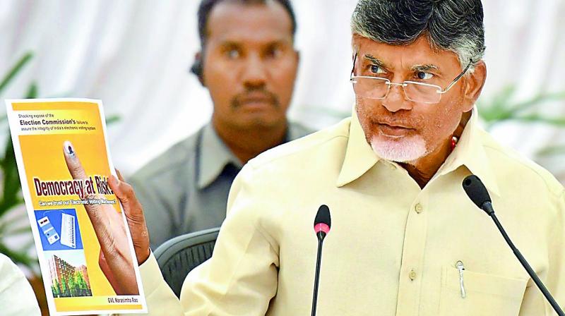 PM Narendra Modi carrying money in copter, alleges Chandrababu Naidu