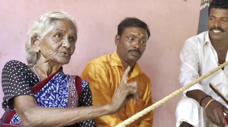 Poongani performing