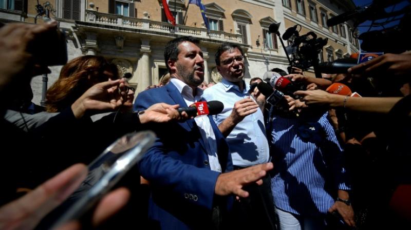 Italyâ€™s president to hold talks aiming to solve political crisis