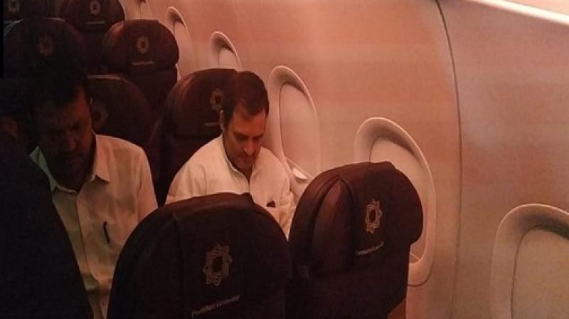 Rahul Gandhi, other Opp delegation sent back from Srinagar airport