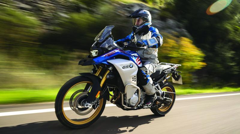 BMW launches F850 GS bike at Rs 15.40L