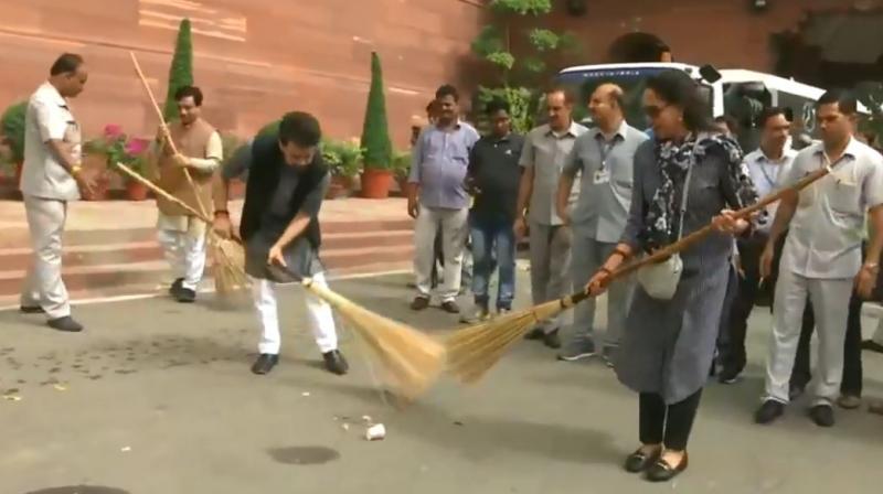 Swachh Bharat Abhiyan: Hema Malini endeavors to sweep Parliament premises; trolled