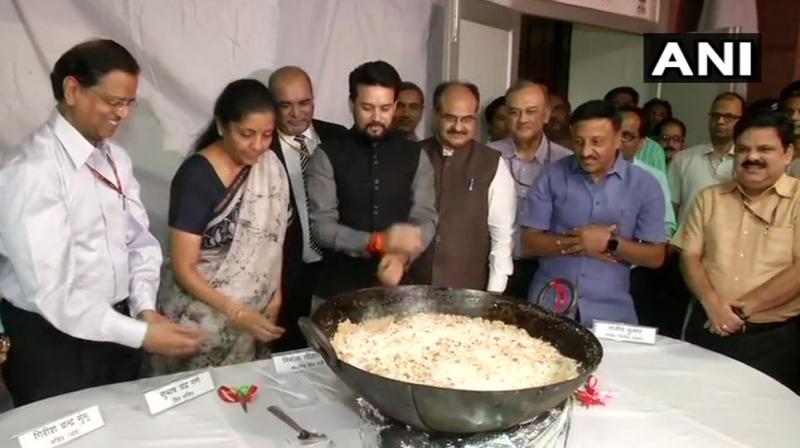 Halwa ceremony marks printing of Budget-2019 at Finance Ministry