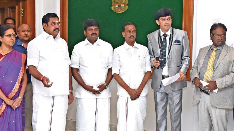 Chief Minister Edappadi K. Palaniswami inaugurates various facilities including hostel for medical students and other projects under the health and family welfare department, for Chennai, Madurai, Nagapattinam and Tiruchi districts, at the secretariat.(Photo: DC)
